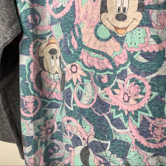 Women’s Lularoe Paisley Minnie Mouse Jersey Shirt - Picture 12 of 14